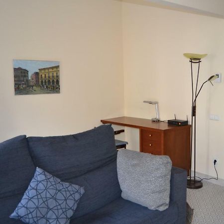 Placido Apartment Manresa Dış mekan fotoğraf